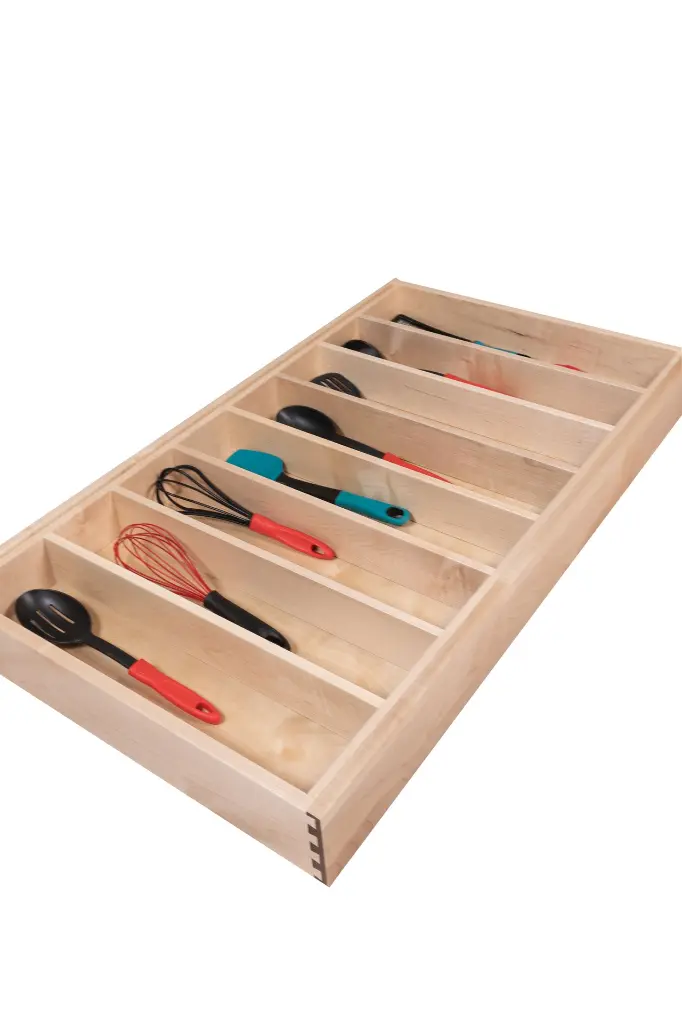Maple Dovetail Drawer with Utensil Divider DU7 acc.webp